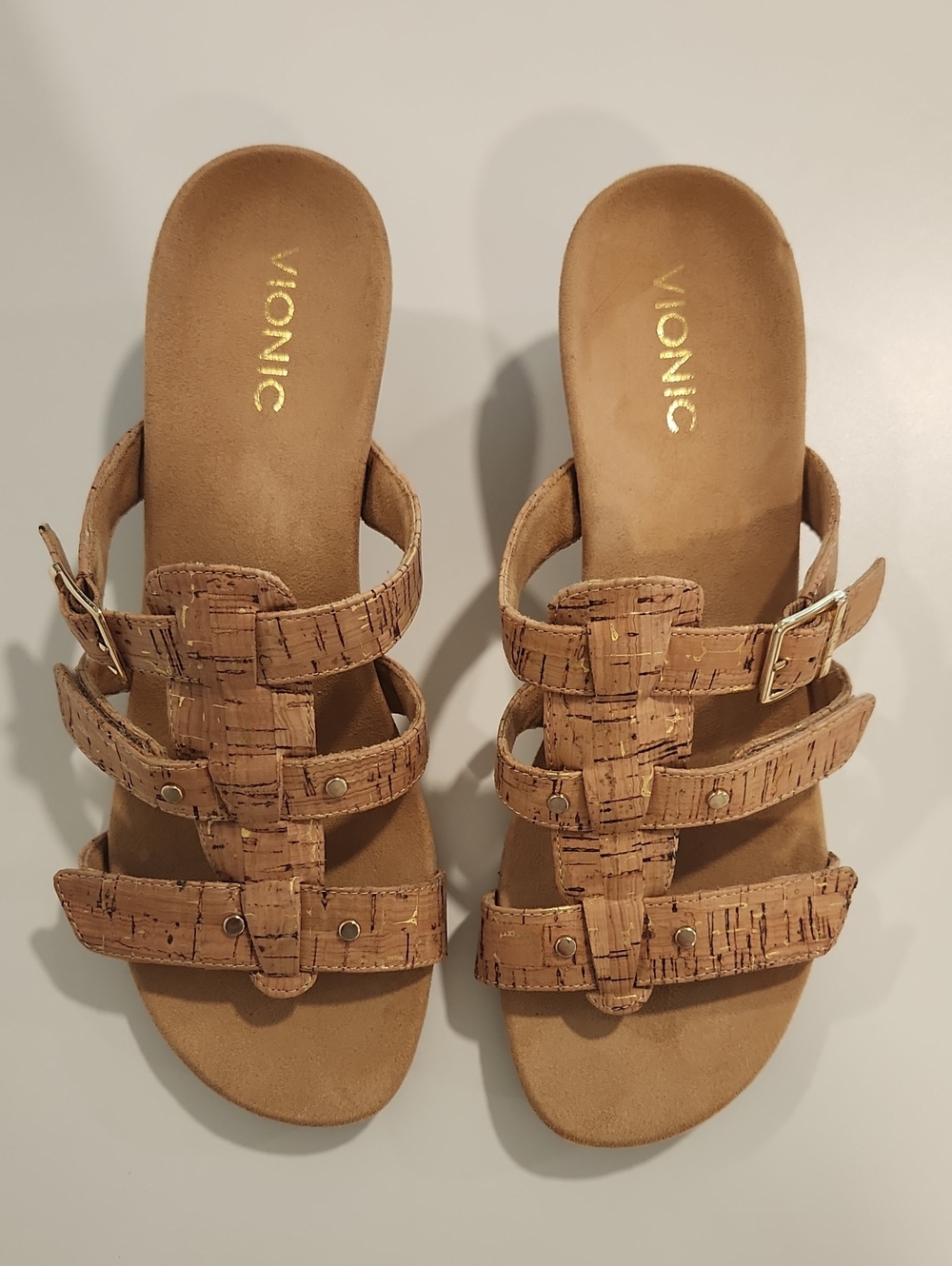 Vionic Radia Wedge Slip-On Sandal In Gold-Speckled Cork Size 10